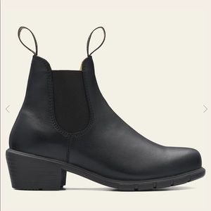 Blundstone Black Leather Heeled Boots Size 7